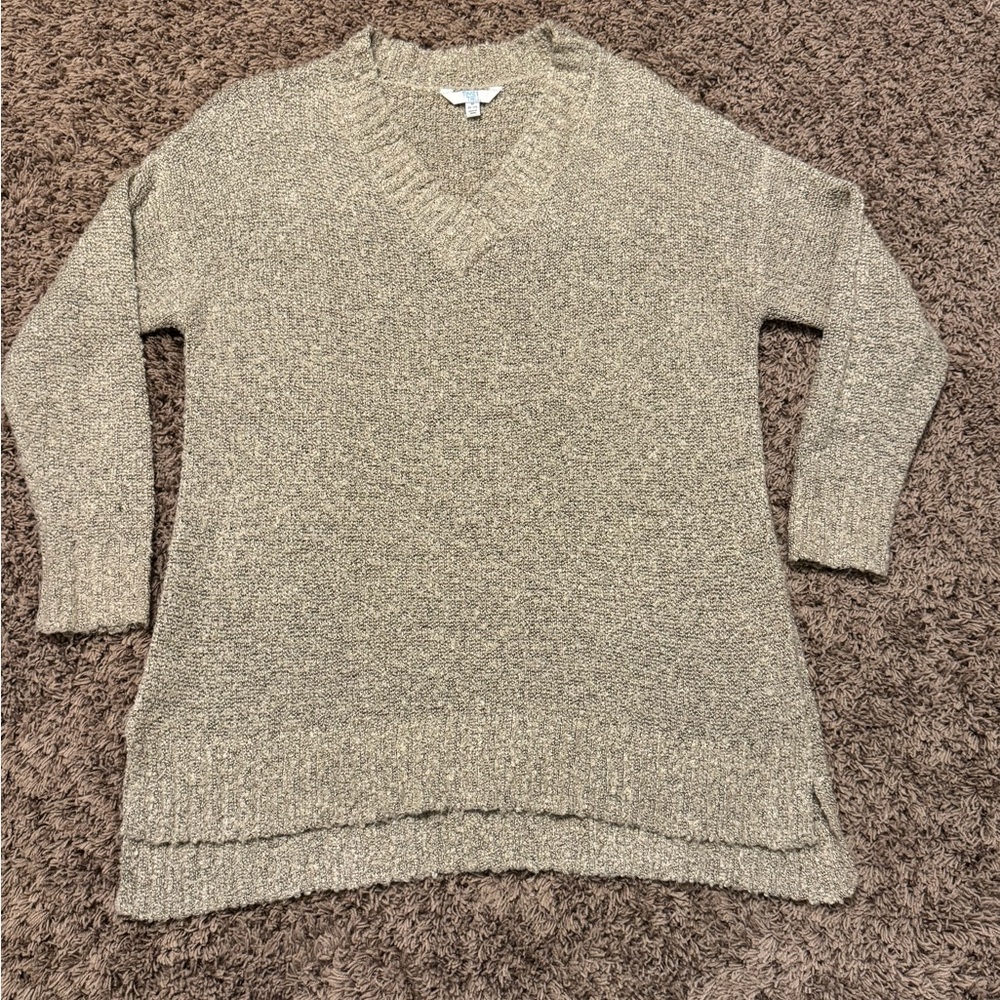 Time and Tru Women's V-Neck Sweater - Tan